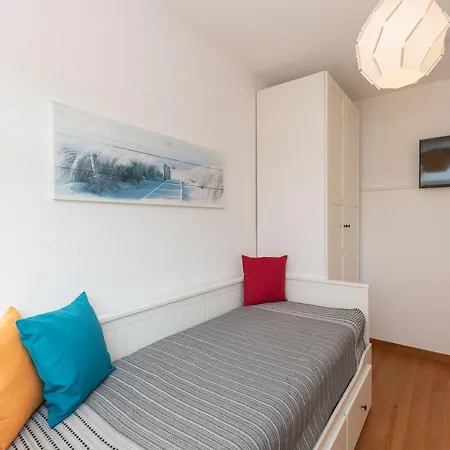 Trafalgar 124 Apartment